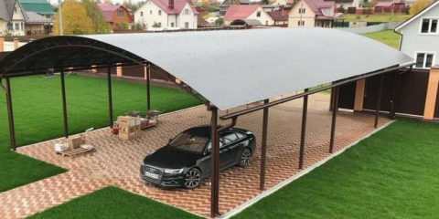 Parkoviště: výhody a použití platformy. Volba umístění a velikosti. Tipy pro nátěry a materiály vrchlíku. Návod k instalaci foto a video